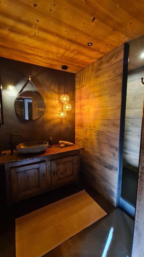 Le Refuge Du Montagnard Bed & Breakfast Marthod Bagian luar foto