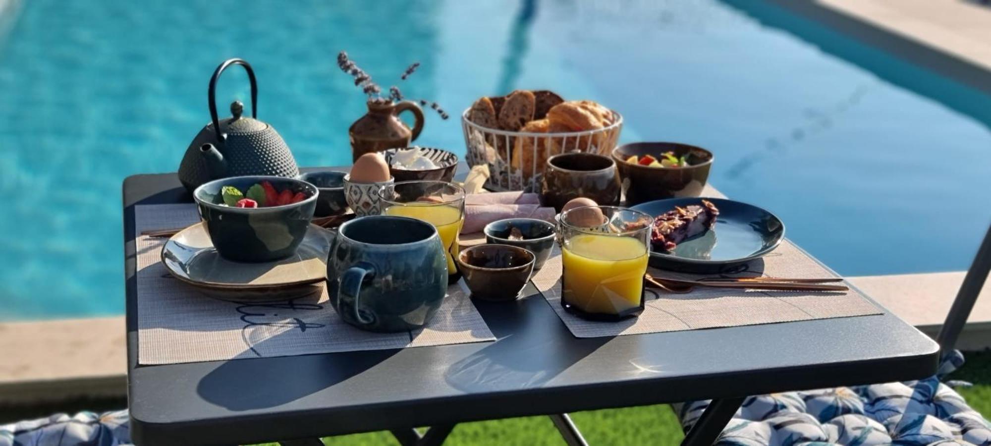 Le Refuge Du Montagnard Bed & Breakfast Marthod Bagian luar foto