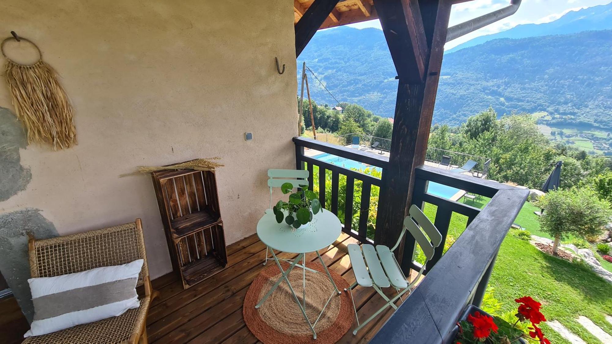Le Refuge Du Montagnard Bed & Breakfast Marthod Bagian luar foto